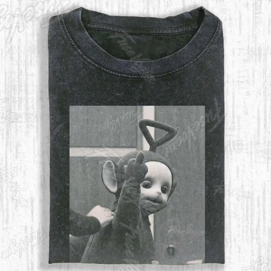 VINTAGE DEFIANT MOOD T-SHIRT - FUSEVOGUE