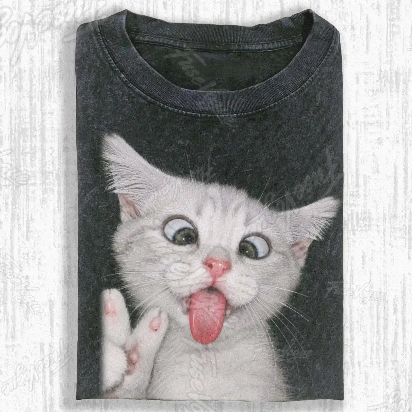 WACKY CAT T-SHIRT - FUSEVOGUE